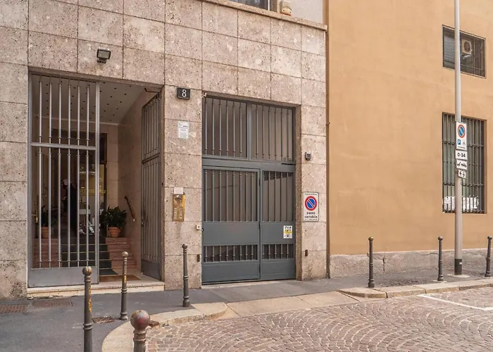 The Best Rent - Apartment With Balcony In Milan Downtown